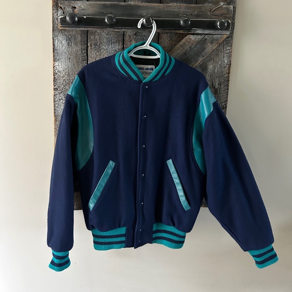 Men's Areo Mode Wool & Leather Varsity Snap Button Jacket - Picture 1 of 3